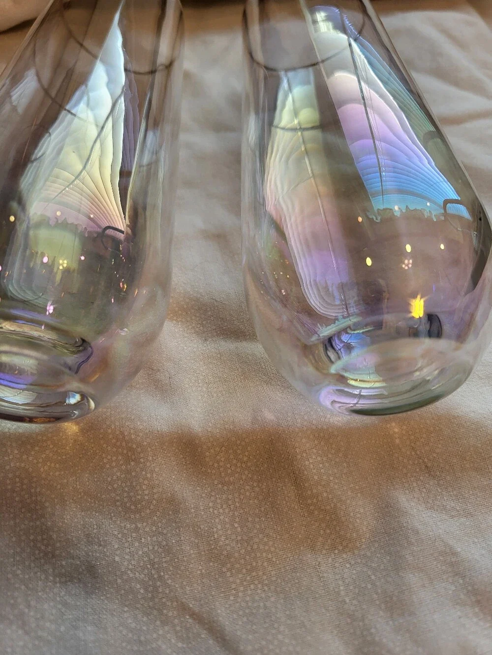 N/A elegant iridescent
